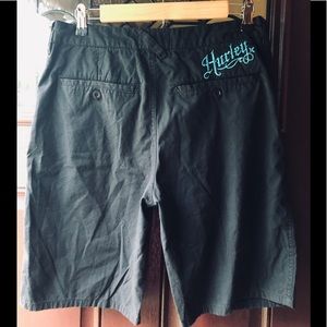 🎉HP🎉! Hurley Sz 30 Black Bermuda Shorts SpellOut